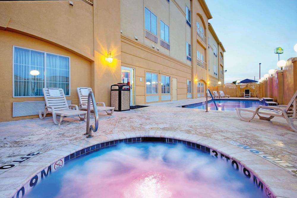 La Quinta By Wyndham Houston New Caney Экстерьер фото