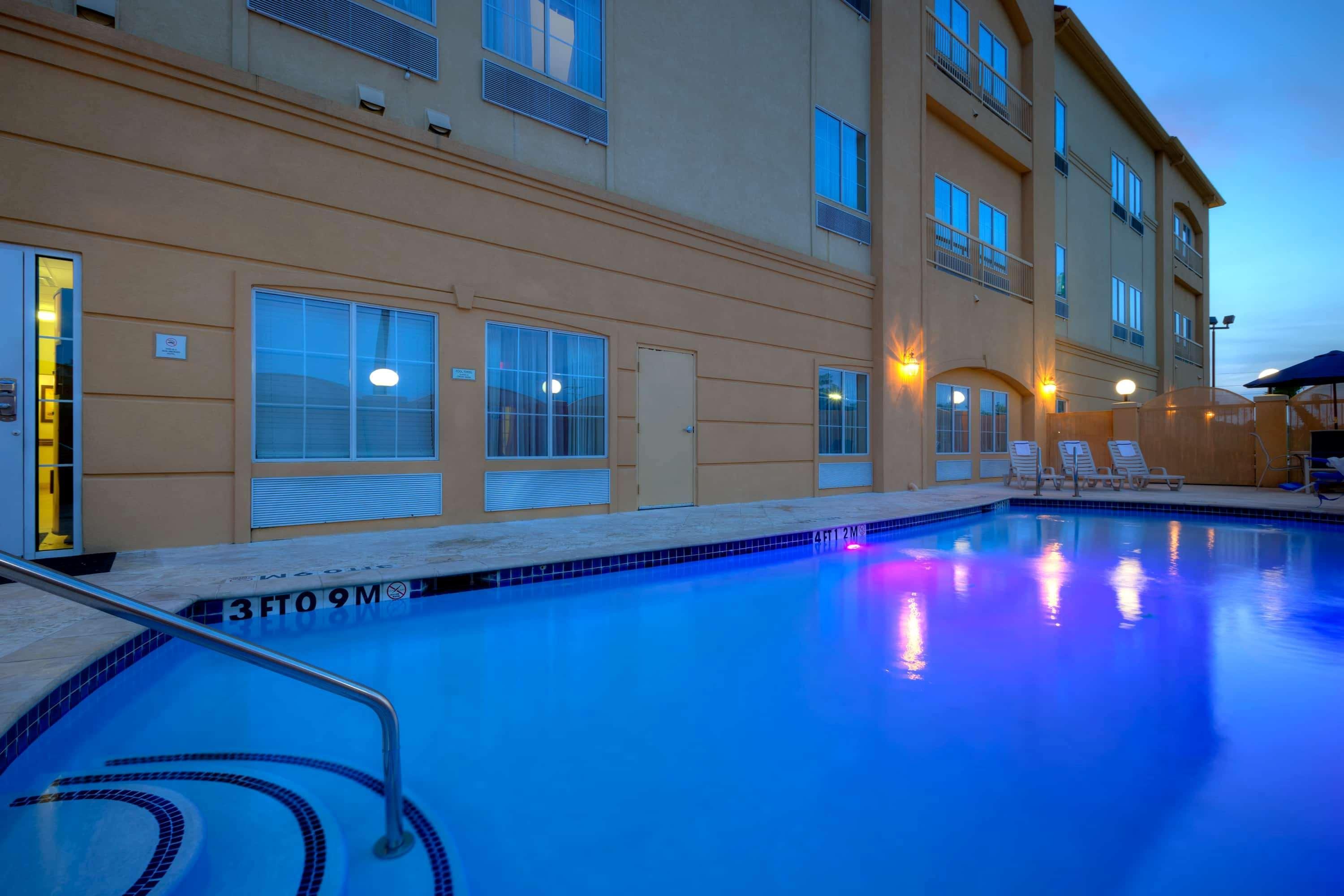 La Quinta By Wyndham Houston New Caney Экстерьер фото
