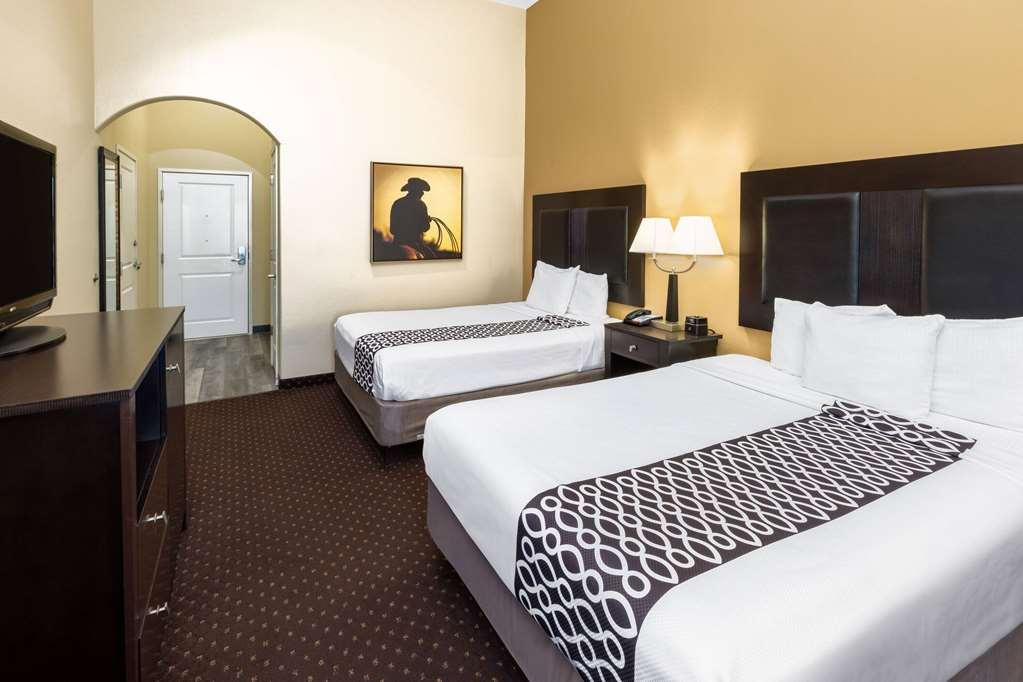 La Quinta By Wyndham Houston New Caney Номер фото