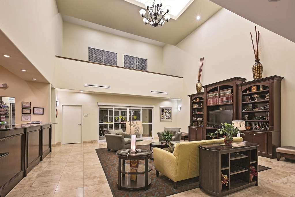 La Quinta By Wyndham Houston New Caney Интерьер фото