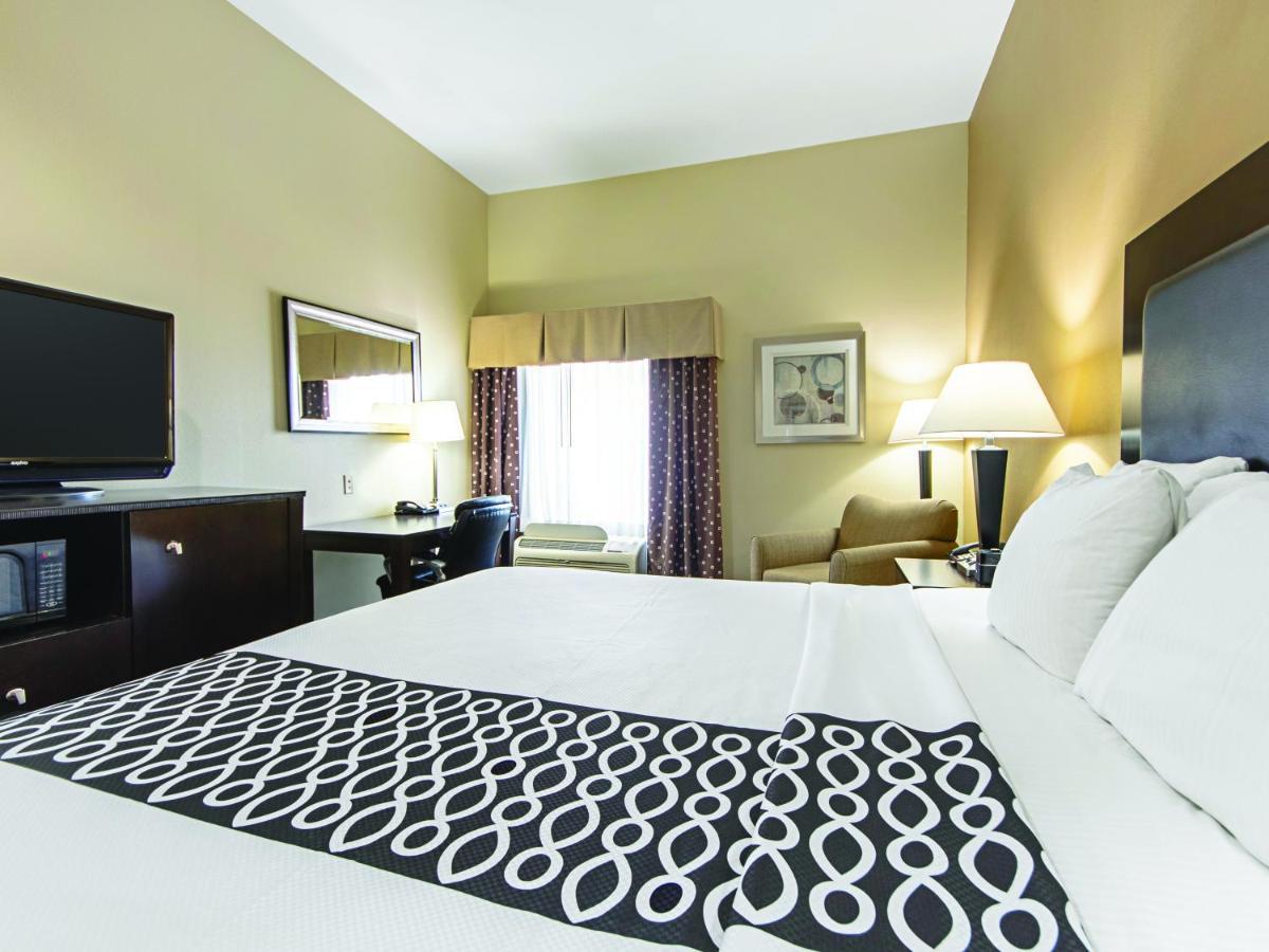 La Quinta By Wyndham Houston New Caney Экстерьер фото